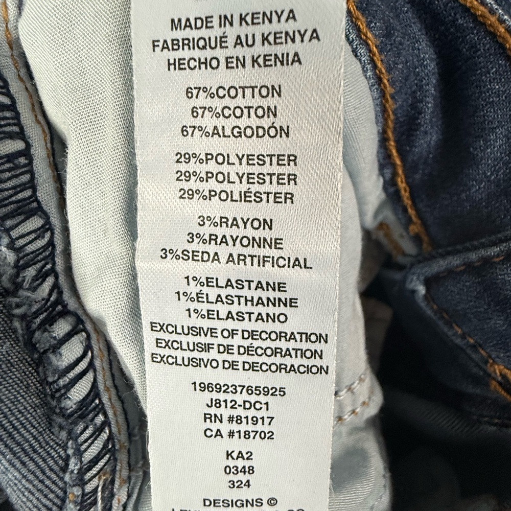 Under Armour Women's Short Sleeve Teal Tee - Picture 5 of 5